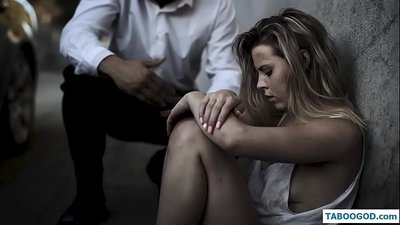 Qiziq hikoyalar: uysiz o'smir qiz